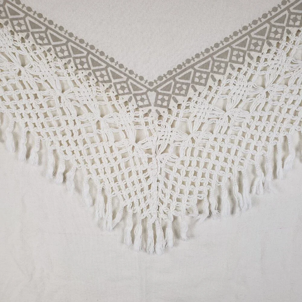 Anthropologie Knotted Macrame Overlay Shower Curtain Ivory Cotton Boho Fringe